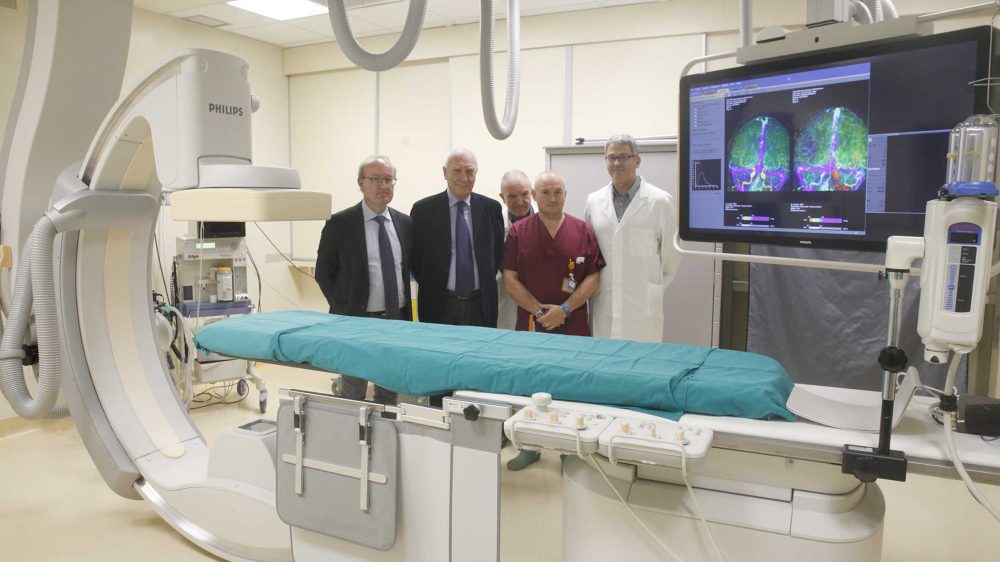 Sanità. Fondazione Cassa di Risparmio di Ravenna dona un nuovo angiografo digitale all&#8217;Ospedale