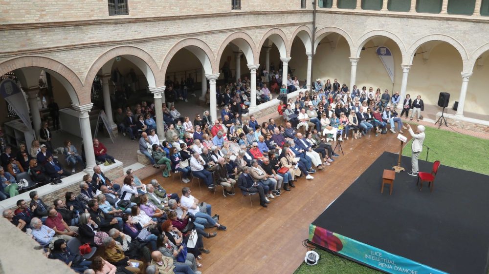 Prospettiva Dante si tinge di giallo e lancia un concorso di narrativa per il 2026