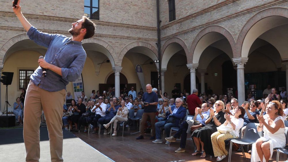 Ospiti, sorprese, grande pubblico: il successo di Prospettiva Dante 2025