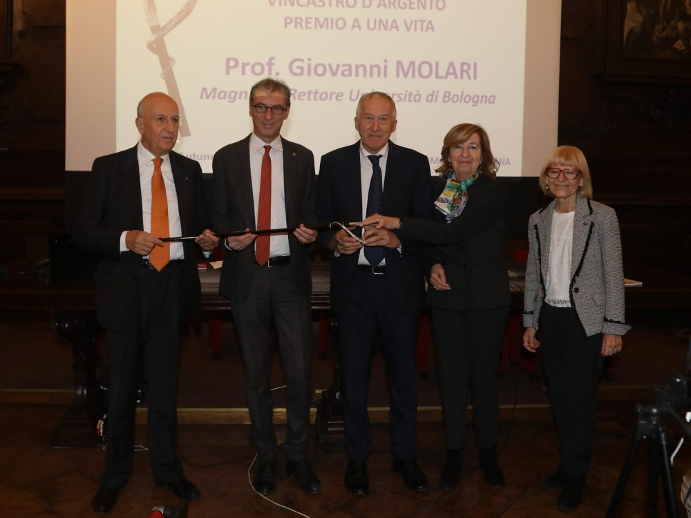 L’Accademia degli Incamminati in visita ai Musei Byron e del Risorgimento dopo la consegna del Vincastro d’argento al Magnifico Rettore Giovanni Molari